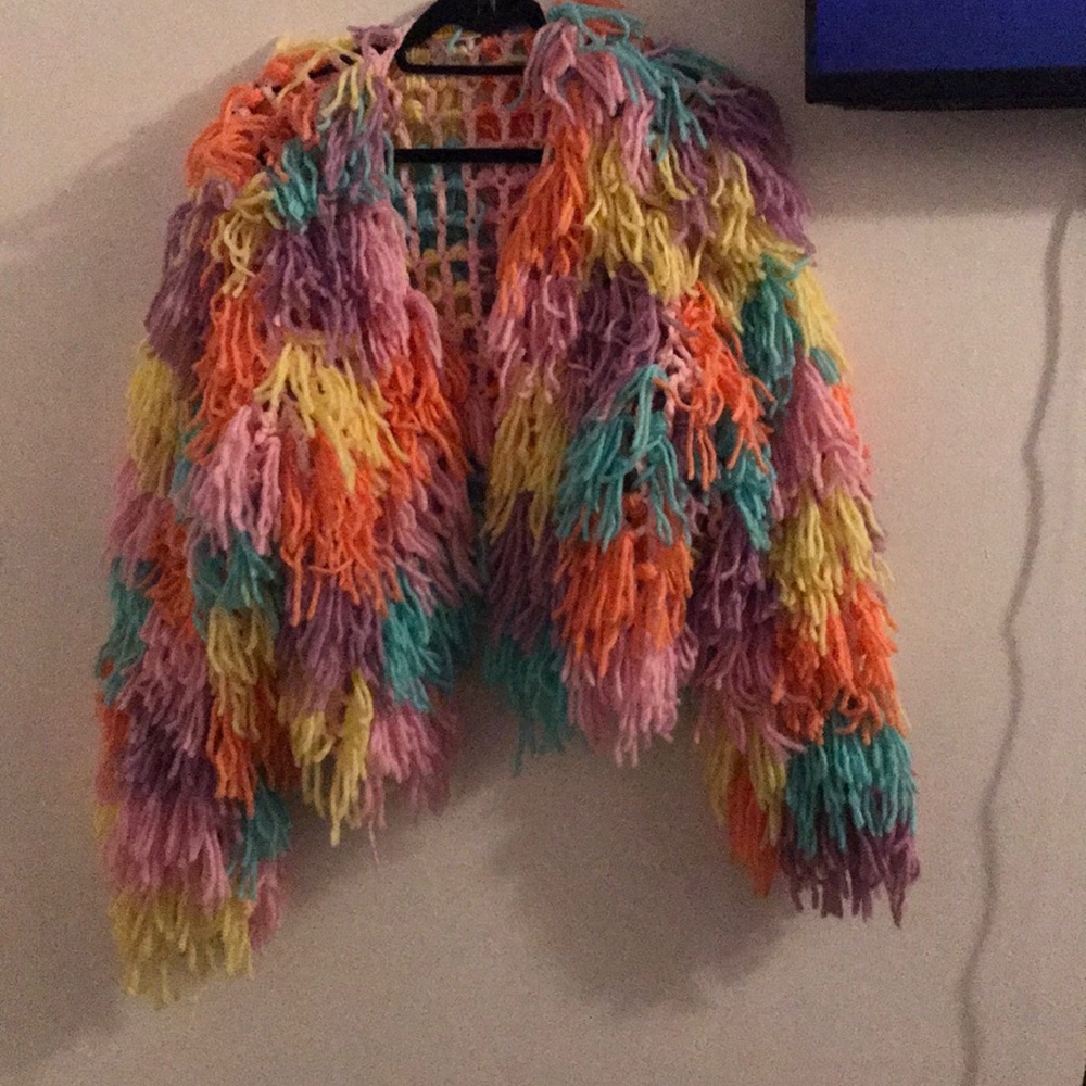 Crop shaggy sweater